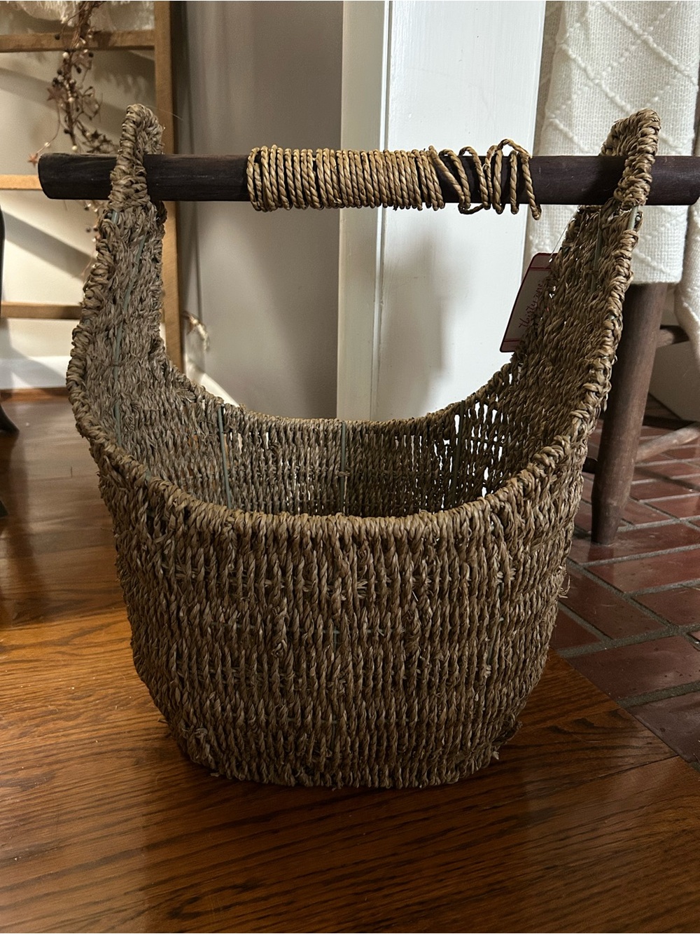 Thirty-One Seagrass Magazine Holder- NWT - Picture 3 of 7